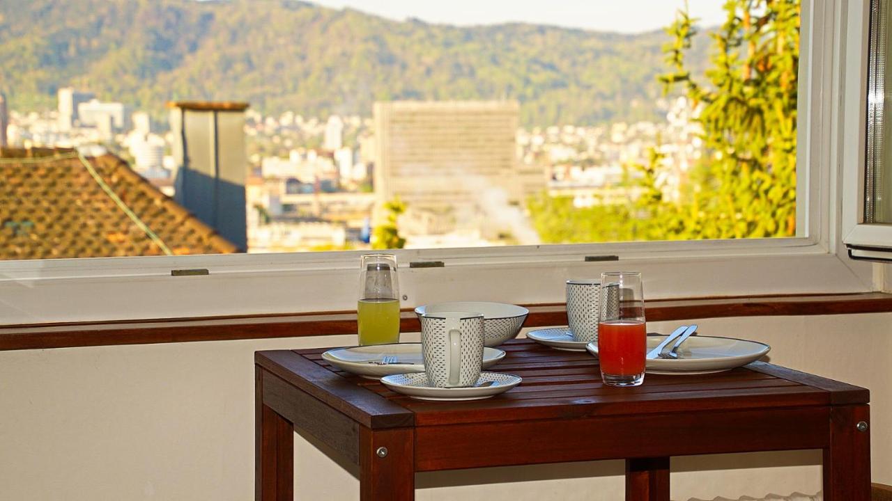 Helvetia 2 Zimmer Apartment Mit Parkplatz ซูริก ภายนอก รูปภาพ