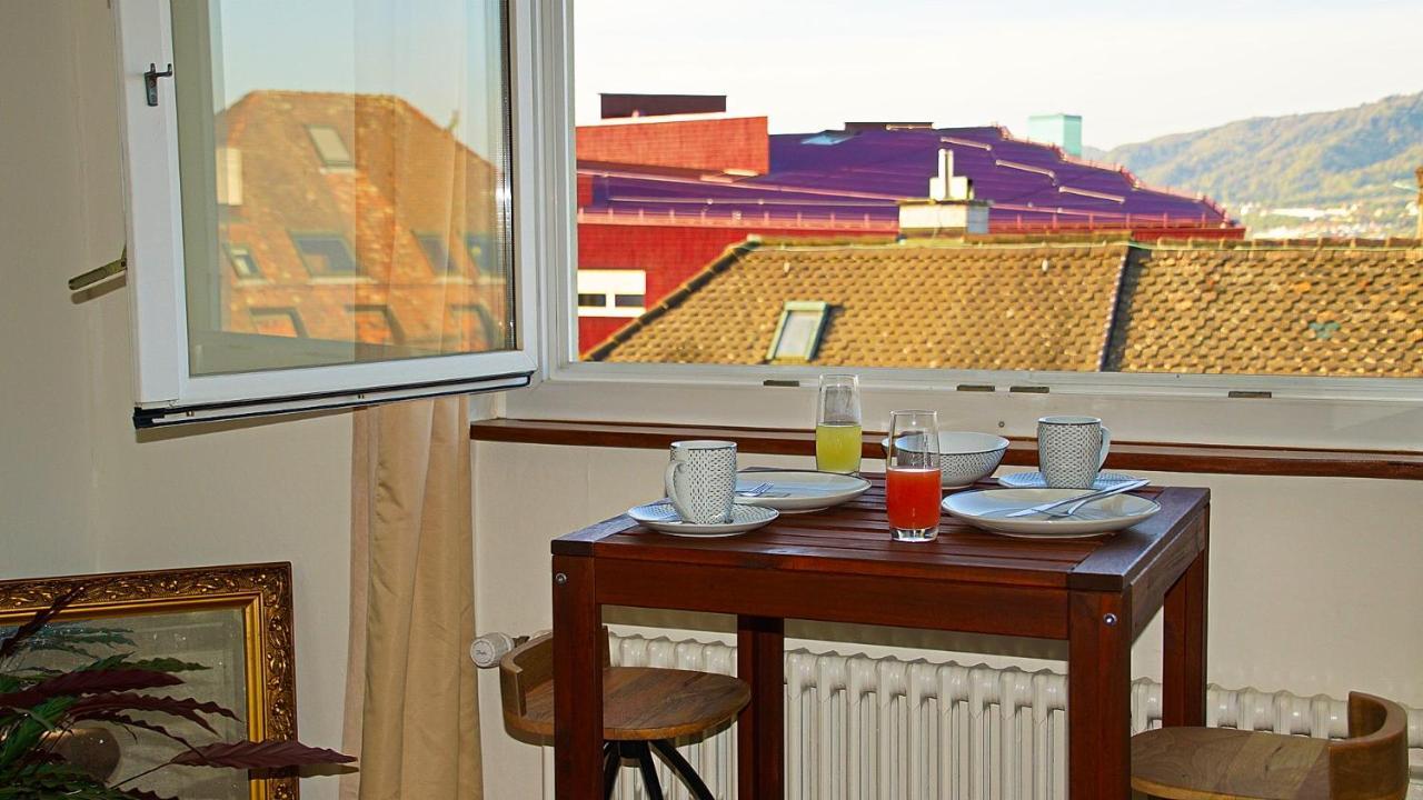 Helvetia 2 Zimmer Apartment Mit Parkplatz ซูริก ภายนอก รูปภาพ