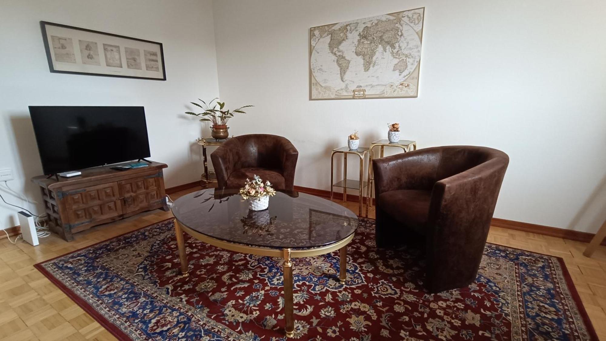 Helvetia 2 Zimmer Apartment Mit Parkplatz ซูริก ภายนอก รูปภาพ